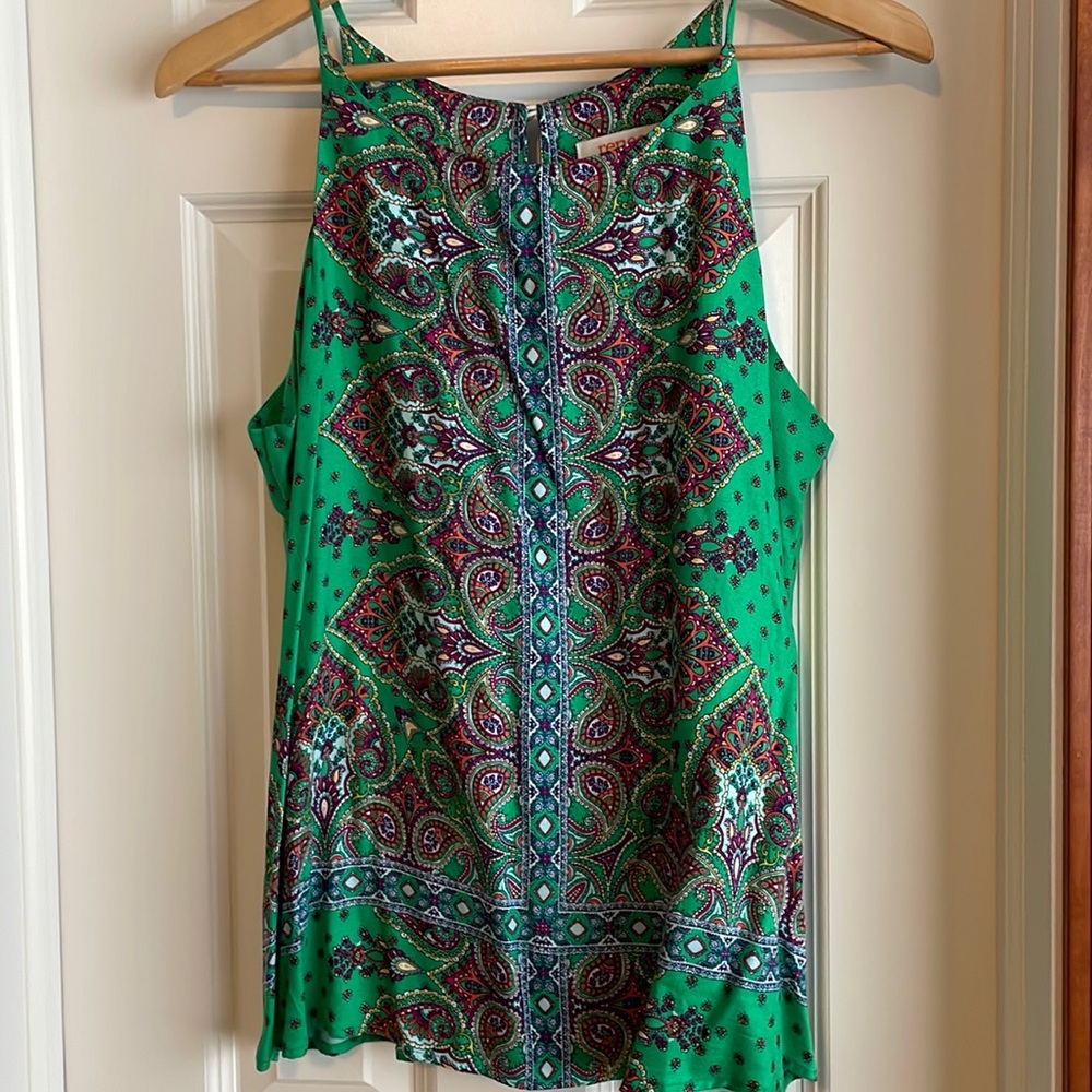 Renee C tank. Adorable paisley print. Size M